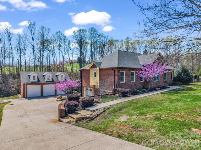 148 Fairway Drive, Forest City, NC 28043
