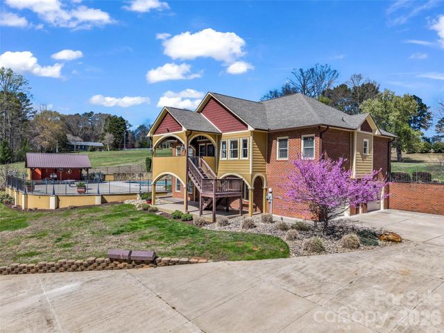 148 Fairway Drive, Forest City, NC 28043