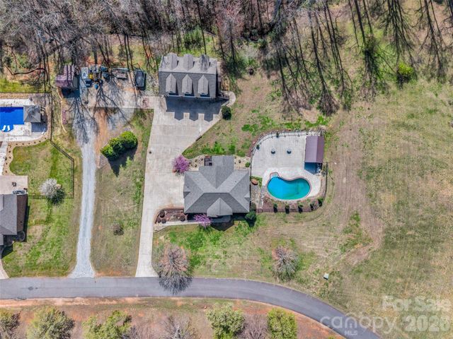 148 Fairway Drive, Forest City, NC 28043