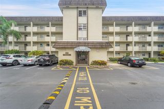 6200 NW 44th St 106, Lauderhill, FL 33319