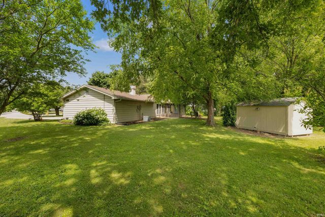 8027 Meadows Court, Fort Wayne, IN 46815