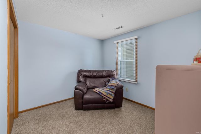 8027 Meadows Court, Fort Wayne, IN 46815