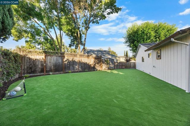 3974 Mount Rainier Ct, Pleasanton, CA 94588