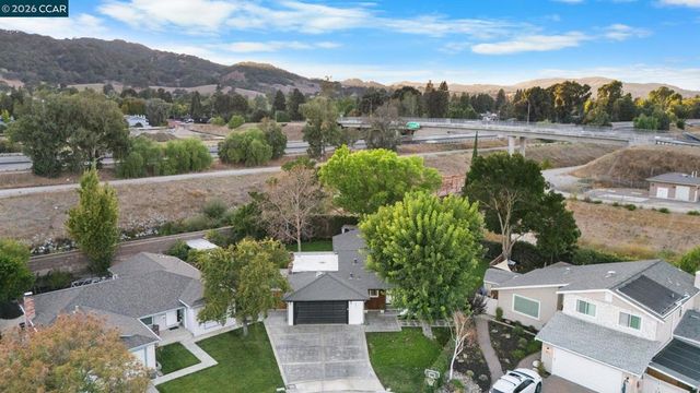 3974 Mount Rainier Ct, Pleasanton, CA 94588