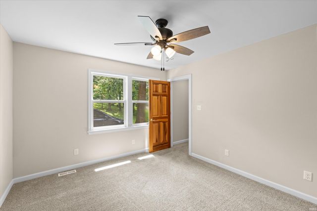 11617 Park Road, Evansville, IN 47725