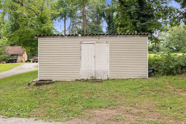 11617 Park Road, Evansville, IN 47725