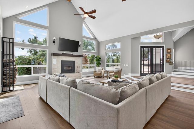 4640 Thunder Ln, Shingle Springs, CA 95682
