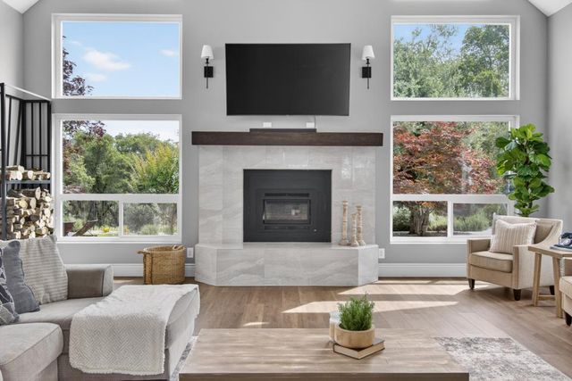 4640 Thunder Ln, Shingle Springs, CA 95682