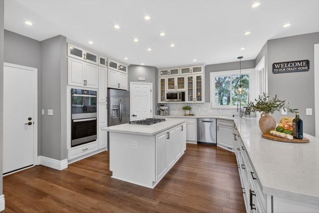 4640 Thunder Ln, Shingle Springs, CA 95682
