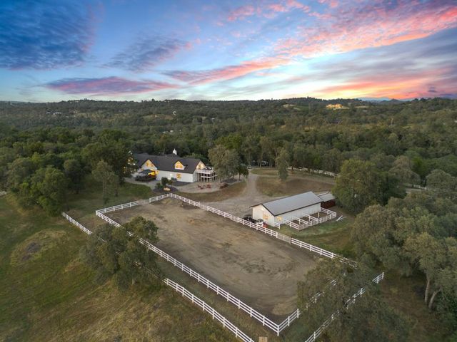 4640 Thunder Ln, Shingle Springs, CA 95682