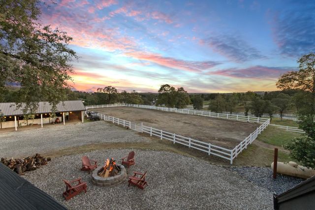4640 Thunder Ln, Shingle Springs, CA 95682