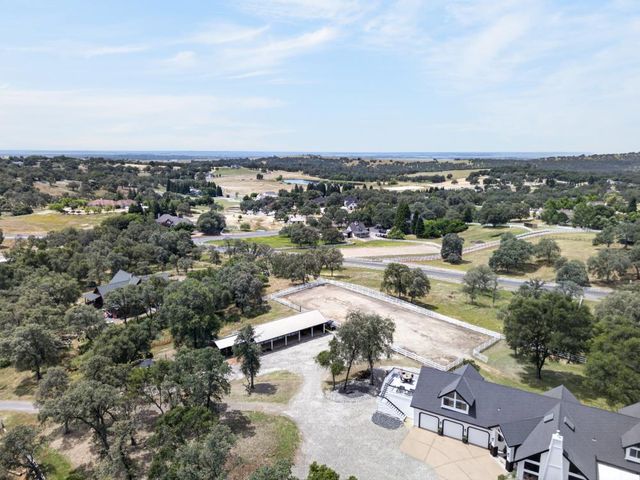 4640 Thunder Ln, Shingle Springs, CA 95682