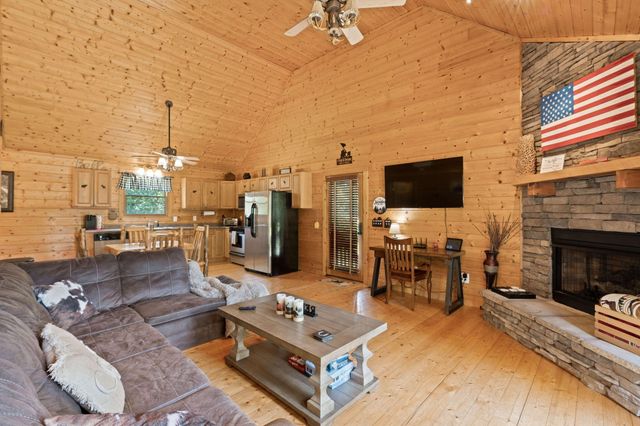 947 Belltown Road, Copperhill, TN 37317