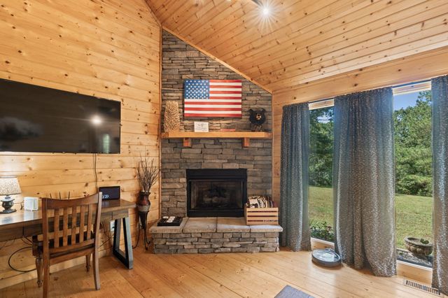947 Belltown Road, Copperhill, TN 37317