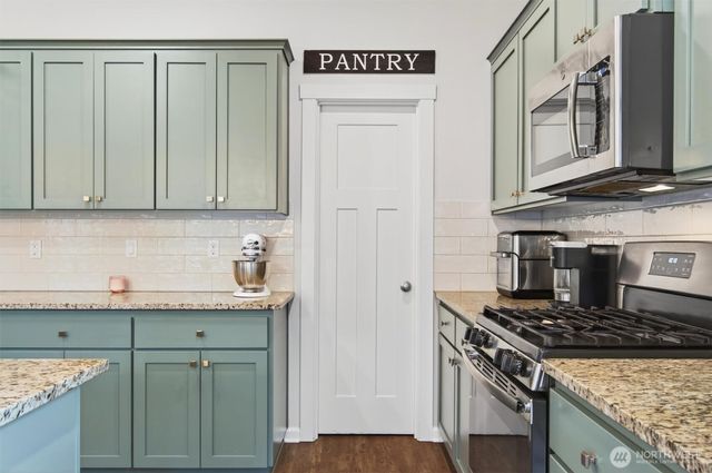 3731 S Willow Drive, Ridgefield, WA 98642