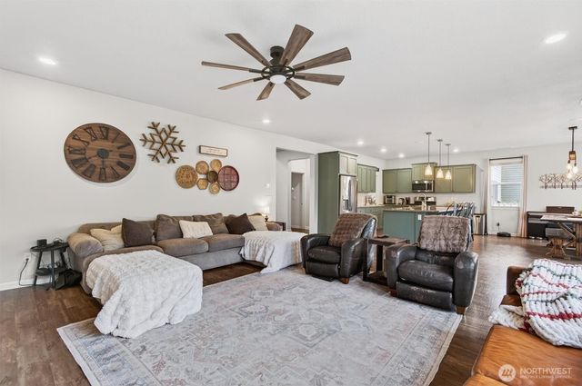 3731 S Willow Drive, Ridgefield, WA 98642