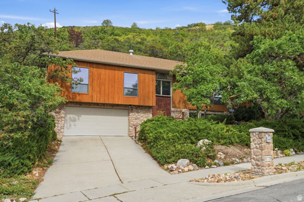 8705 S KINGS HILL DR, Cottonwood Heights, UT 84121 — photo 2