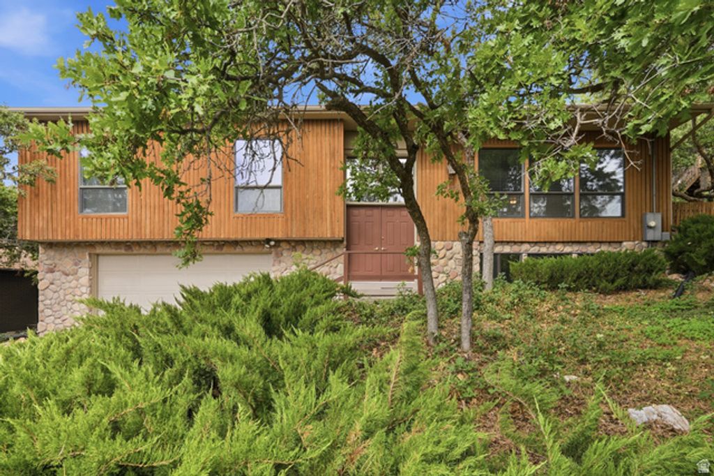 8705 S KINGS HILL DR, Cottonwood Heights, UT 84121 — photo 3