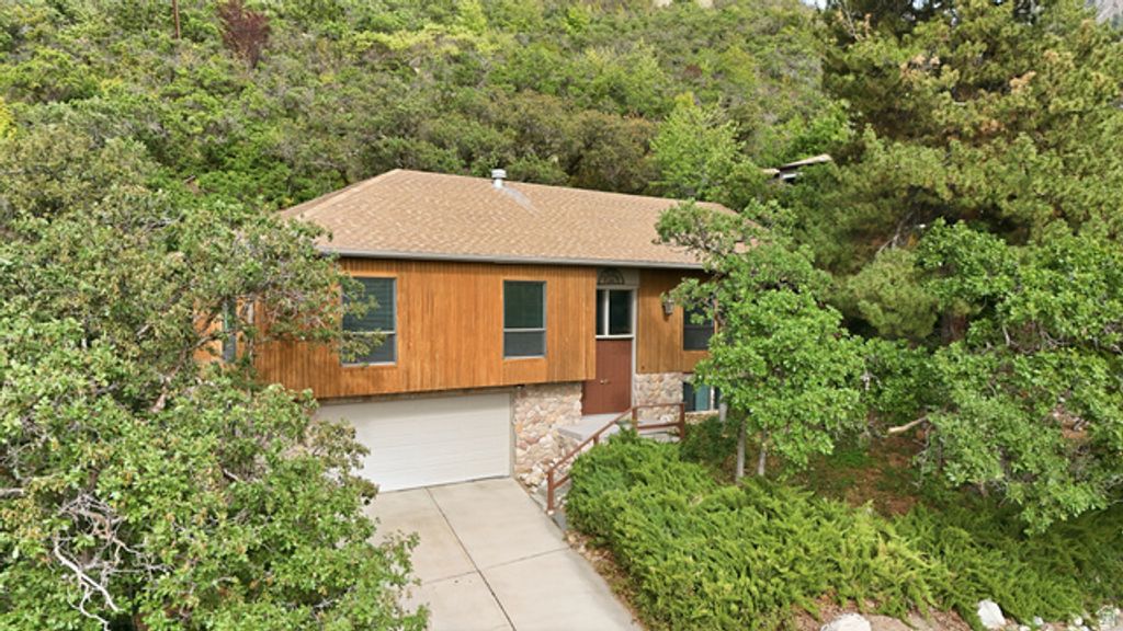 8705 S KINGS HILL DR, Cottonwood Heights, UT 84121 — photo 5