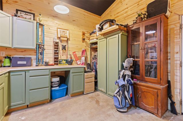 2199 Fm 2915, Lovelady, TX 75851