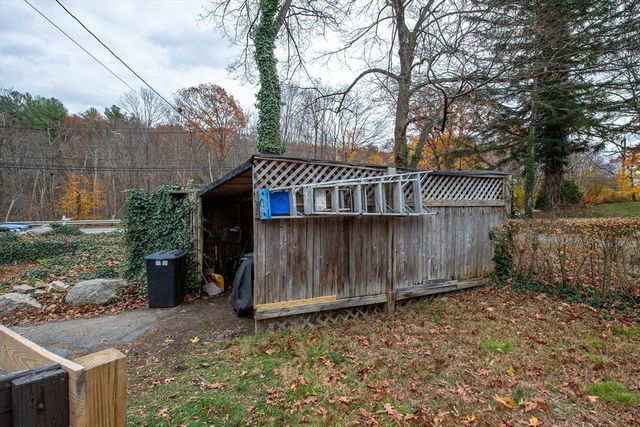 826 Osgood St, North Andover, MA 01845