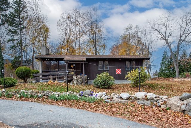 826 Osgood St, North Andover, MA 01845