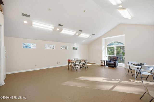 8619 PEBBLE CREEK Lane, Jacksonville, FL 32256