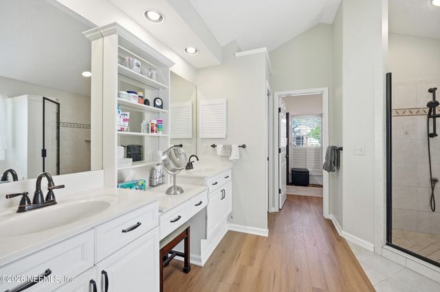 8619 PEBBLE CREEK Lane, Jacksonville, FL 32256