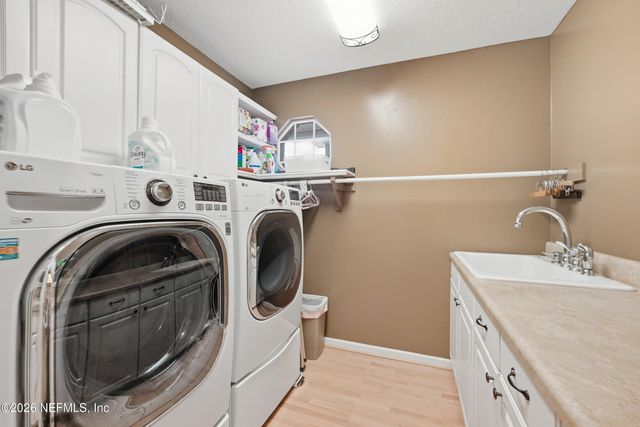 8619 PEBBLE CREEK Lane, Jacksonville, FL 32256