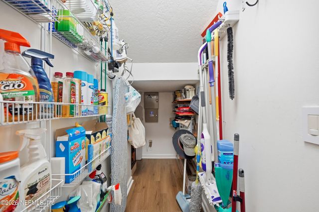 8619 PEBBLE CREEK Lane, Jacksonville, FL 32256