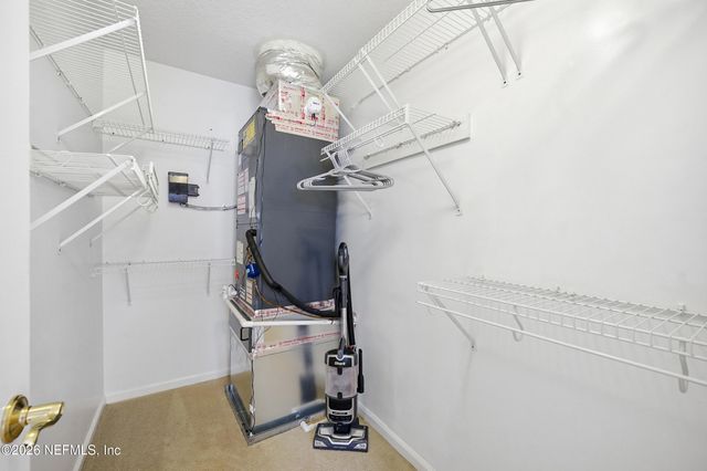 8619 PEBBLE CREEK Lane, Jacksonville, FL 32256