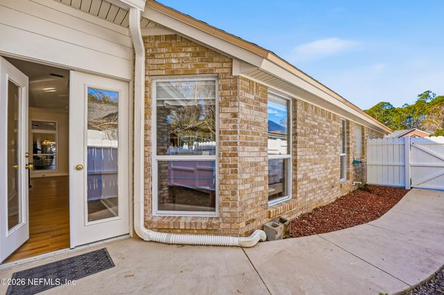 8619 PEBBLE CREEK Lane, Jacksonville, FL 32256