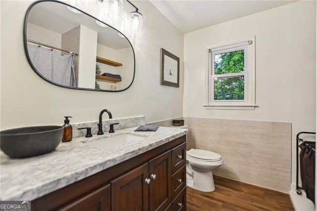 3453 Drayton Drive NE, Roswell, GA 30075