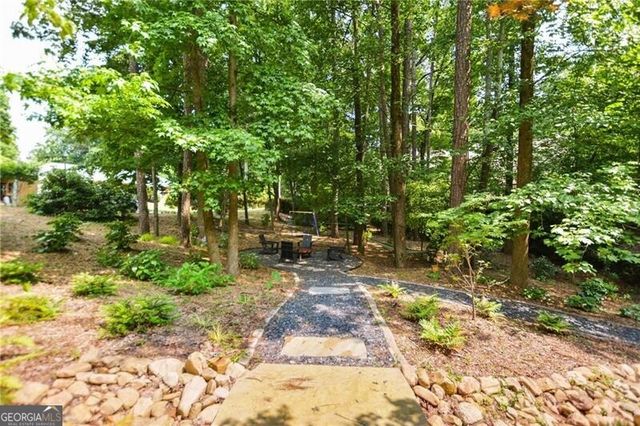 3453 Drayton Drive NE, Roswell, GA 30075