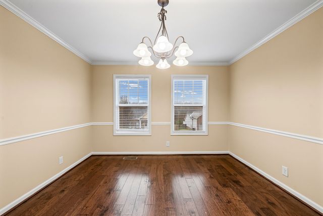 1077 Ishee Drive, Clarksville, TN 37042