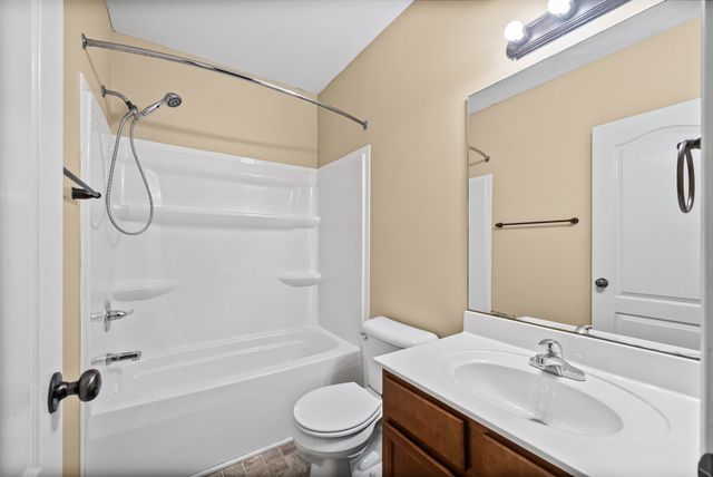 1077 Ishee Drive, Clarksville, TN 37042