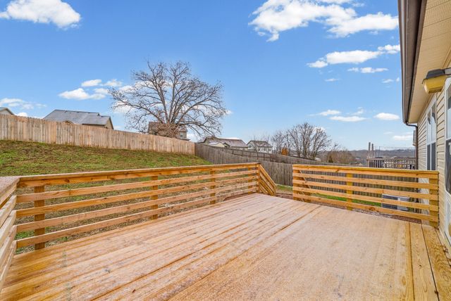 1077 Ishee Drive, Clarksville, TN 37042