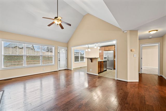 1077 Ishee Drive, Clarksville, TN 37042