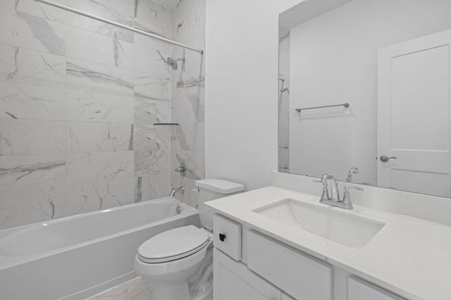 1312 Shaded Rock Drive, Missouri City, TX 77459