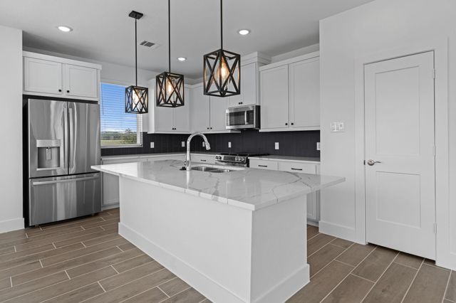 1312 Shaded Rock Drive, Missouri City, TX 77459