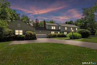 181 Farms Village Road, Simsbury, CT 06092
