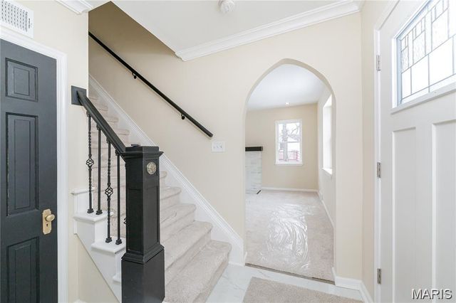 7824 Rosedale Drive, St Louis, MO 63121