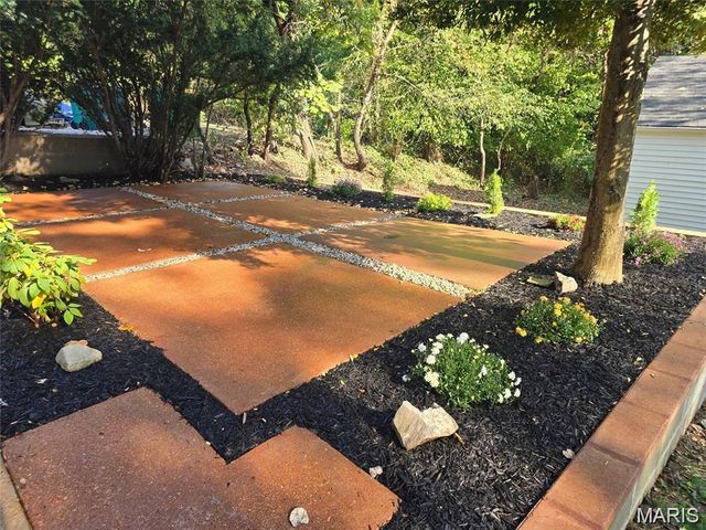 7824 Rosedale Drive, St Louis, MO 63121