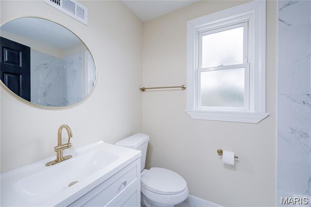 7824 Rosedale Drive, St Louis, MO 63121