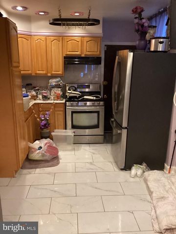 2465 N GARNET ST, Philadelphia, PA 19132