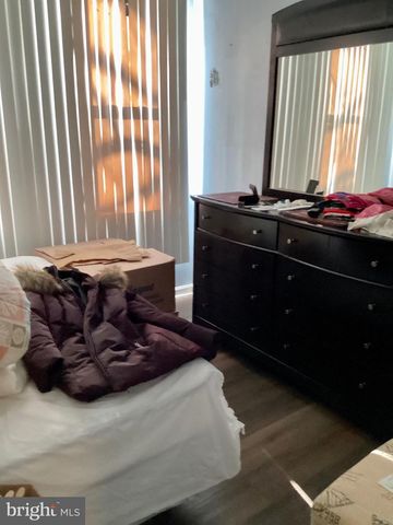 2465 N GARNET ST, Philadelphia, PA 19132