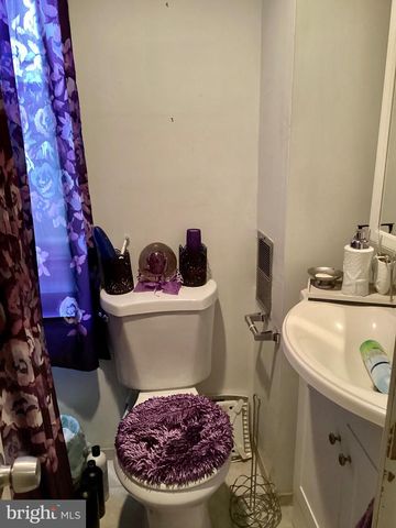 2465 N GARNET ST, Philadelphia, PA 19132