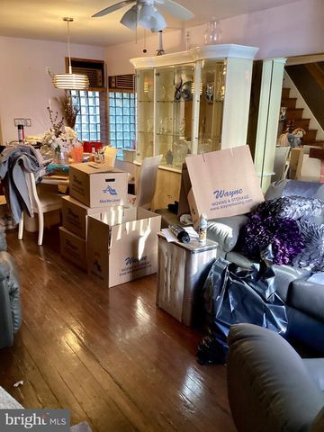 2465 N GARNET ST, Philadelphia, PA 19132