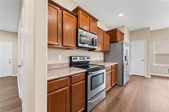 705 NW 111th Terrace, Kansas City, MO 64155