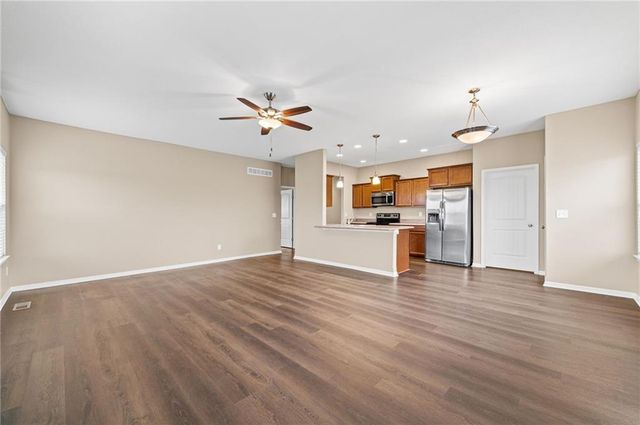 705 NW 111th Terrace, Kansas City, MO 64155